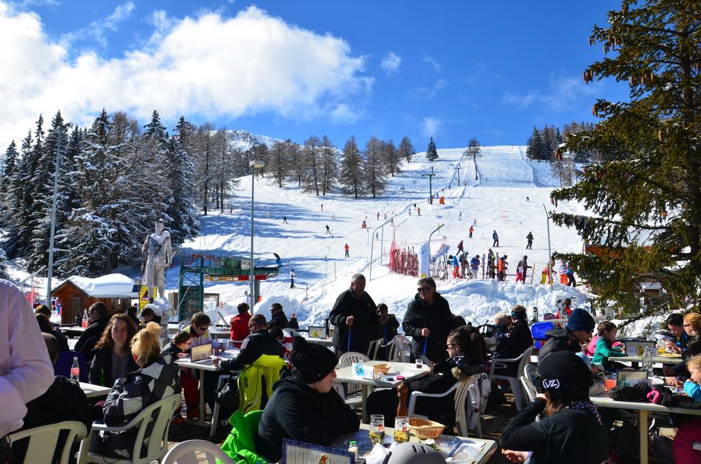 Hotel La Cambuse Les Collons Luaran gambar